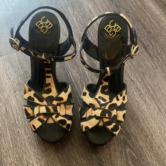 BCBG generation leopard heels - Picture 2 of 6